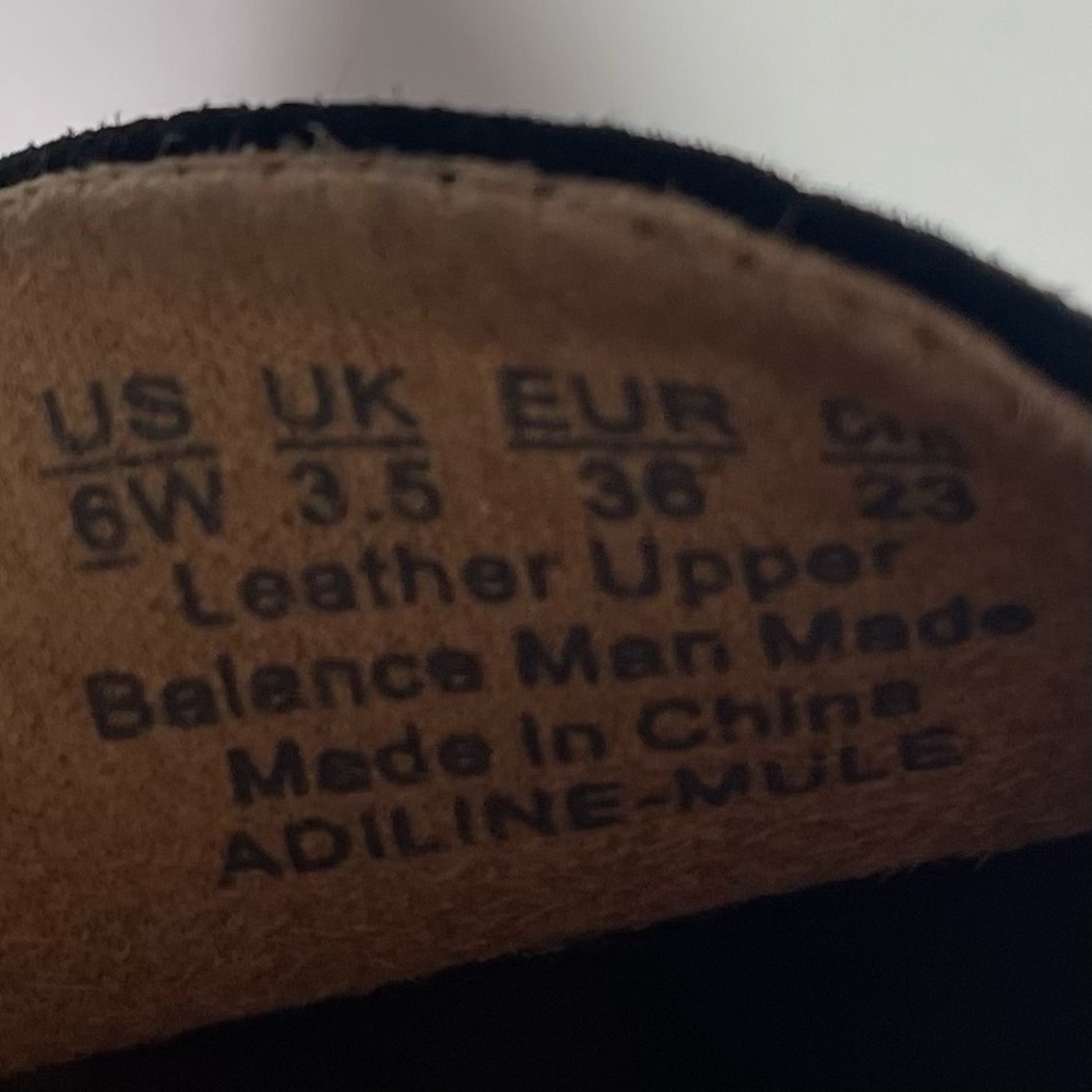 Naturalizer Adiline Mule Black Suede Slip On Loafer Mule Size 6 Wide - Picture 2 of 6